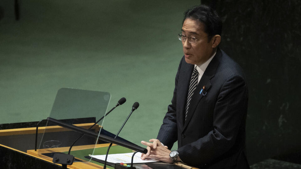 PK 20 New York - Japonský premiér Fumio Kišida sa prihovára počas konferencie o plnení Zmluvy o nešírení jadrových zbraní (NPT) v sídle OSN v New Yorku 1. augusta 2022. FOTO TASR/AP
Japan's Prime Minister Fumio Kishida addresses the 2022 Nuclear Non-Proliferation Treaty (NPT) review conference, in the United Nations General Assembly, Monday, Aug. 1, 2022. (AP Photo/Yuki Iwamura)