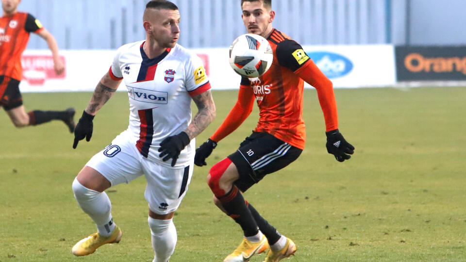 MFK Ružomberok - FC ViOn Zlaté Moravce.