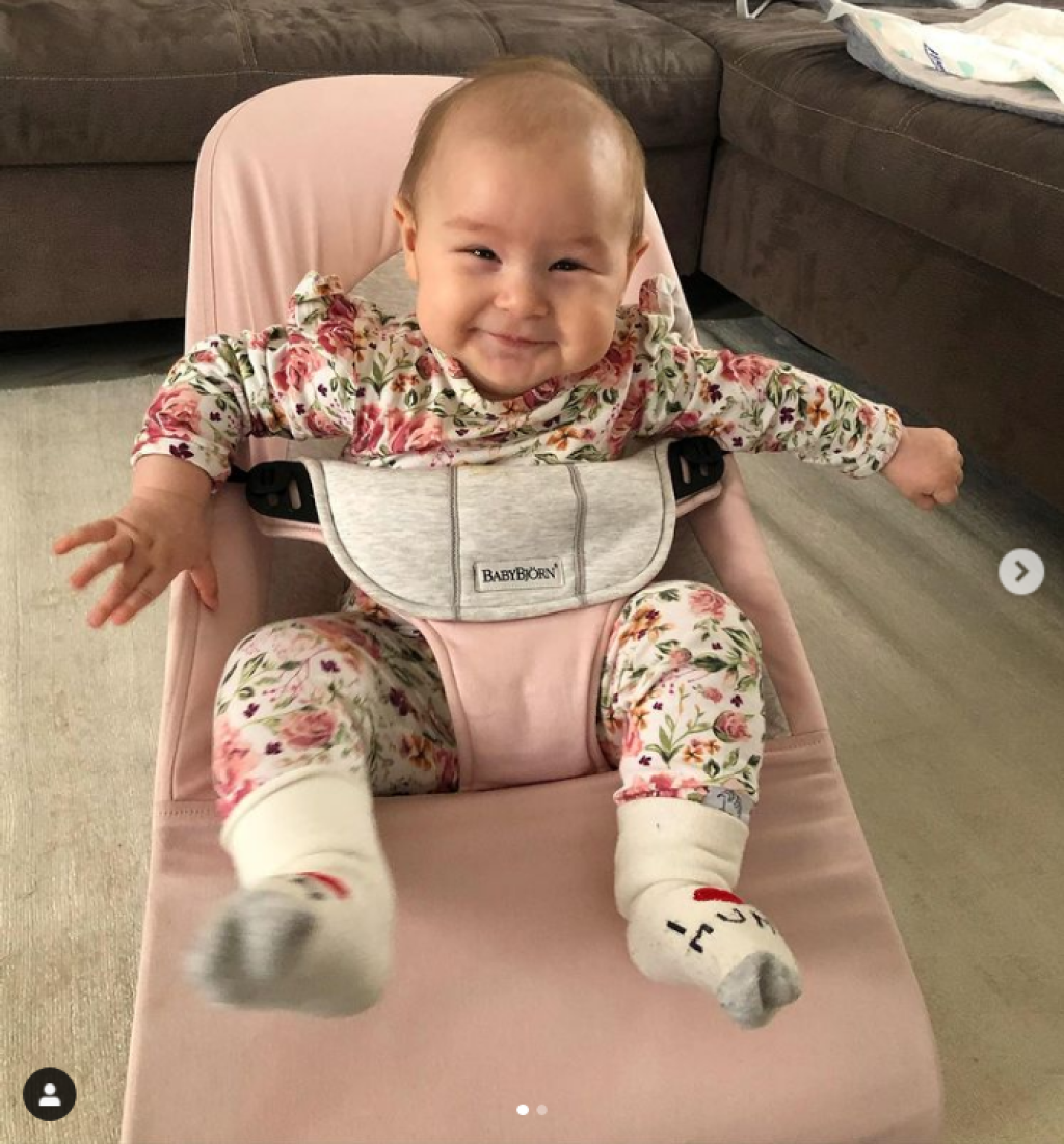 Bude z dcérky Moniky Bagárovej gymnastka? Pozrite sa na tieto rozkošné pózy!