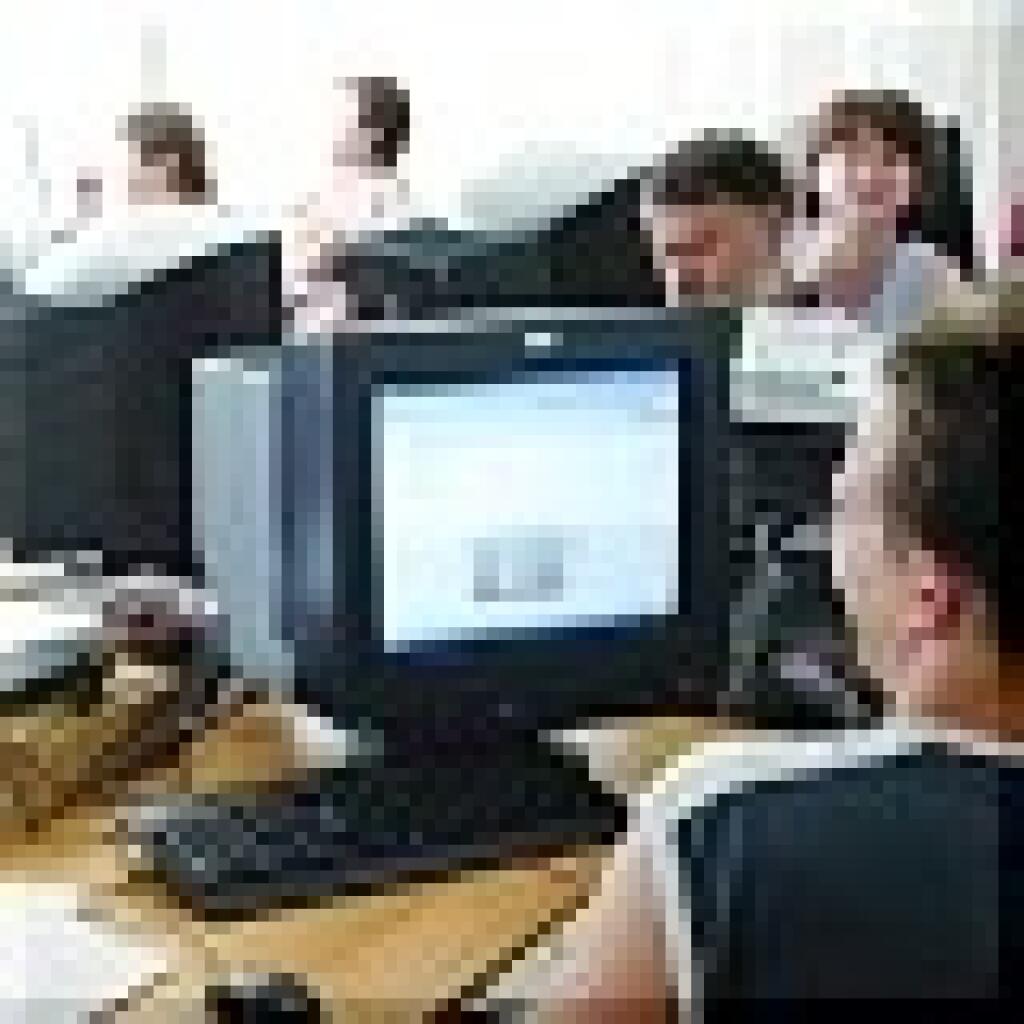 Infovek – po hardvéri sú na rade učitelia
