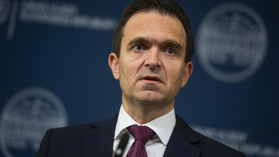 Na snímke predseda vlády SR Ľudovít Ódor hovorí počas tlačovej konferencie k odvolaniu ministra vnútra SR Ivana Šimka v Bratislave 19. júla 2023. FOTO TASR - Jaroslav Novák