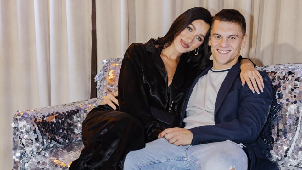 Na snímke Bianka Rumanová a Filip Jovanovič počas predstavenia poroty a tanečných párov súťaže TV Markíza Let´s Dance 2023.