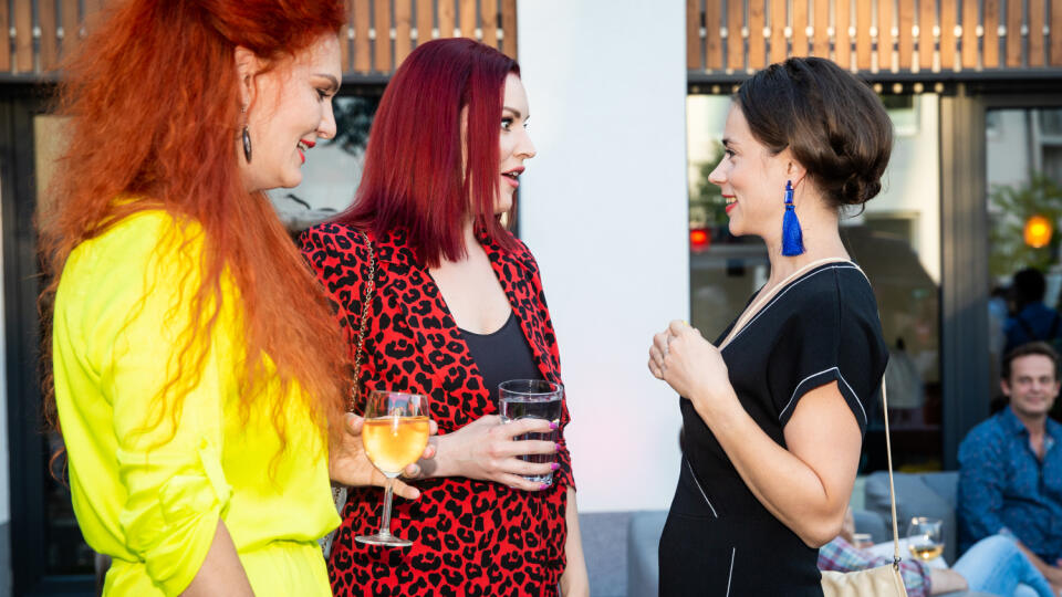Barbora Švidraňová a Gabriela Marcinková sú na materskej, napriek tomu spoločenský život nezanedbávajú.