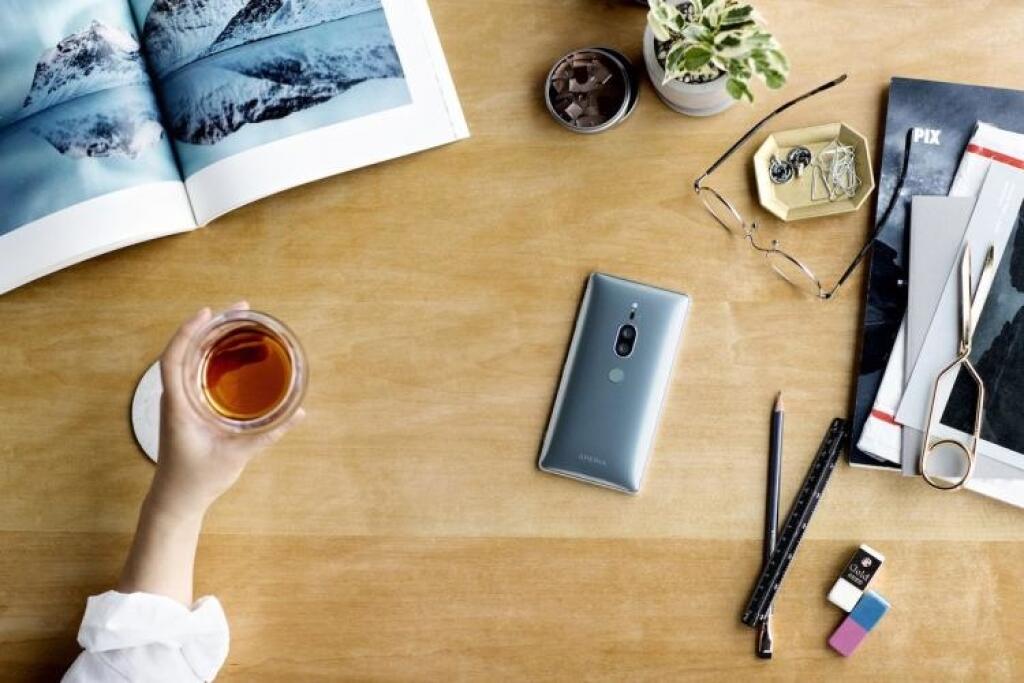 Xperia XZ2 Premium: Sony konečne nabehlo na duálnu kameru