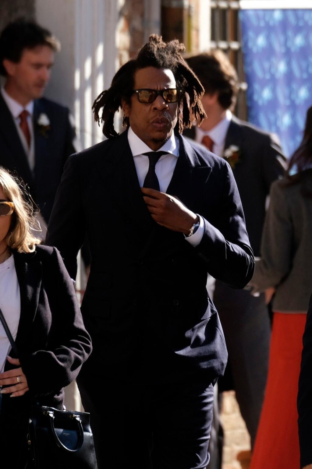 Jay Z zaujal na svadbe Alexandra Arnaulta účesom.