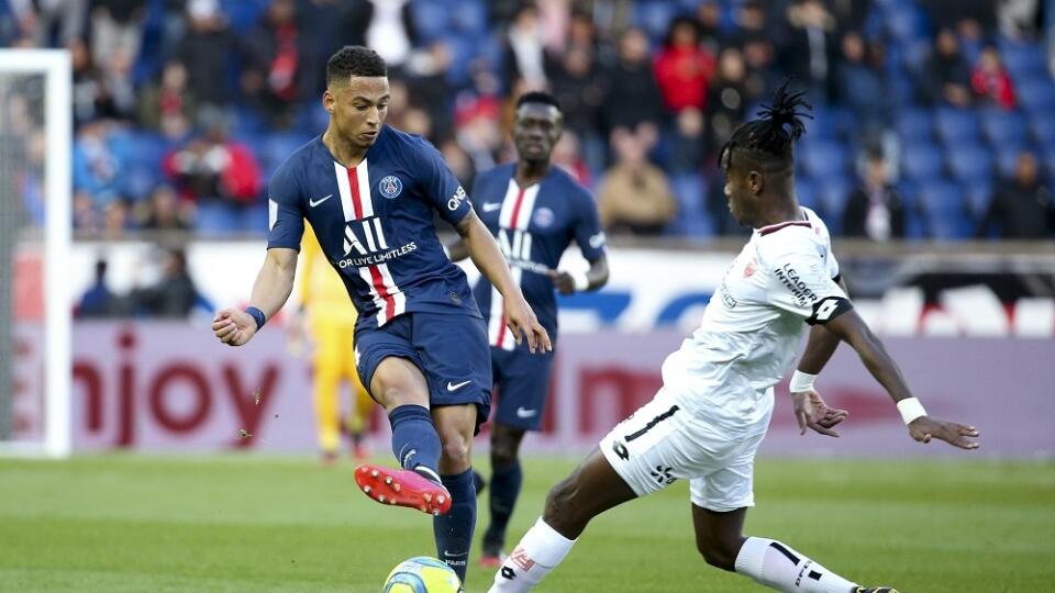 Paris Saint-Germain v Dijon FCO.