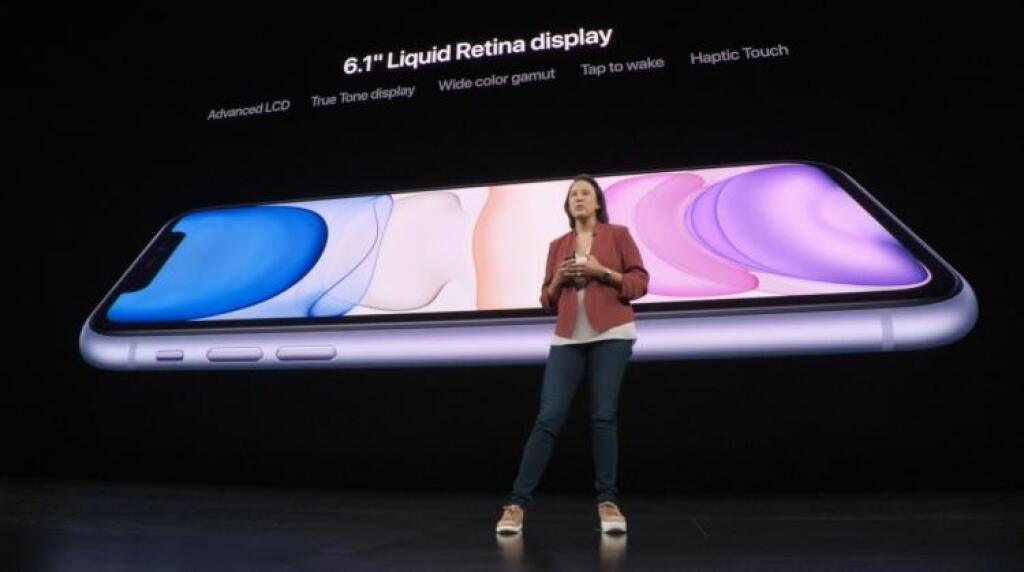 iPhone 11 oficiálne odhalený. Čím chce Apple zabojovať proti Samsungu a Huawei?