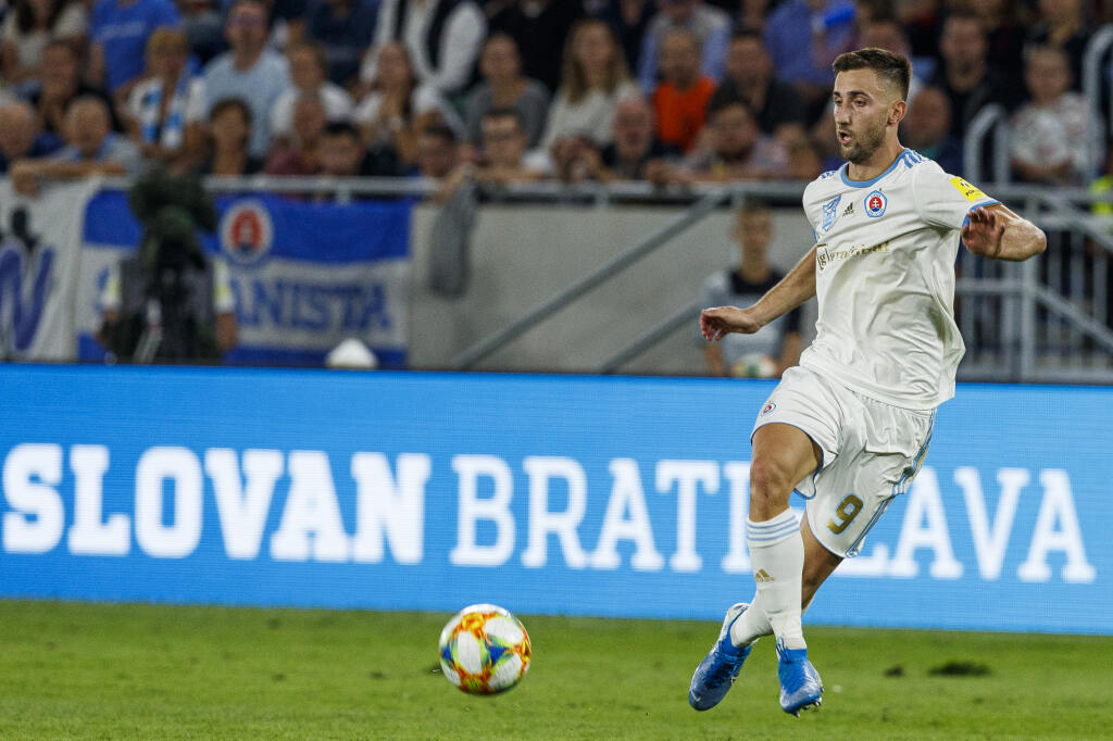 Belasí“ majú na gréckeho súpera skvelé spomienky. Pred dvoma rokmi postúpili z play-off Európskej ligy do skupinovej fázy tejto súťaže práve cez PAOK. Doma vtedy zvíťazili 1:0 a aj napriek prehre 3:2 v Solúne, zásluhou dvoch streleným gólov na hosťujúcej pôde putovali do skupiny.