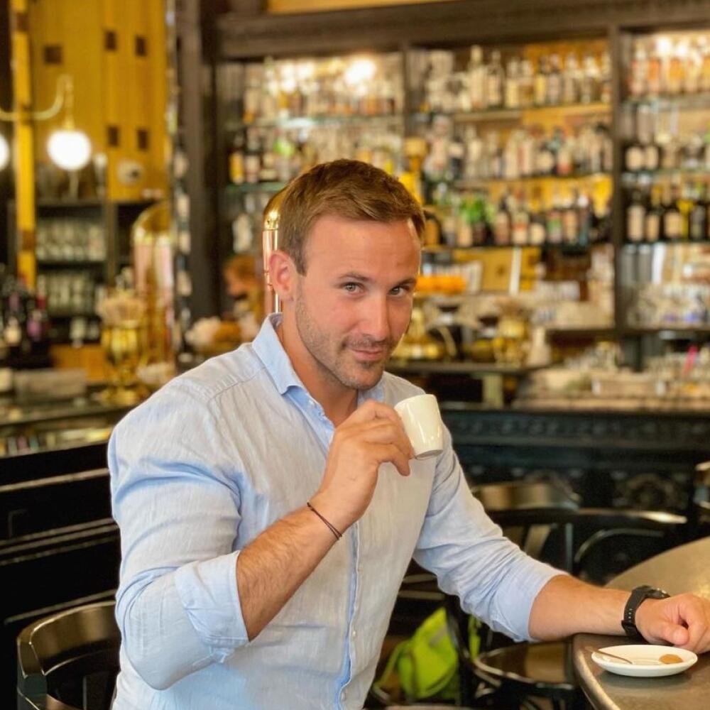 Kávičkár Marek si doprial pravé talianske espresso vo viac ako storočnej kaviarni v meste Triest.