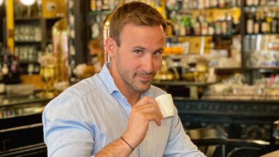 Kávičkár Marek si doprial pravé talianske espresso vo viac ako storočnej kaviarni v meste Triest.