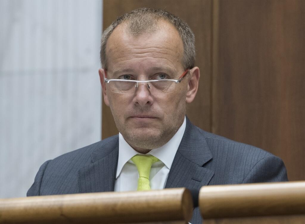 SR NR SR schôdza zasadnutie BAX