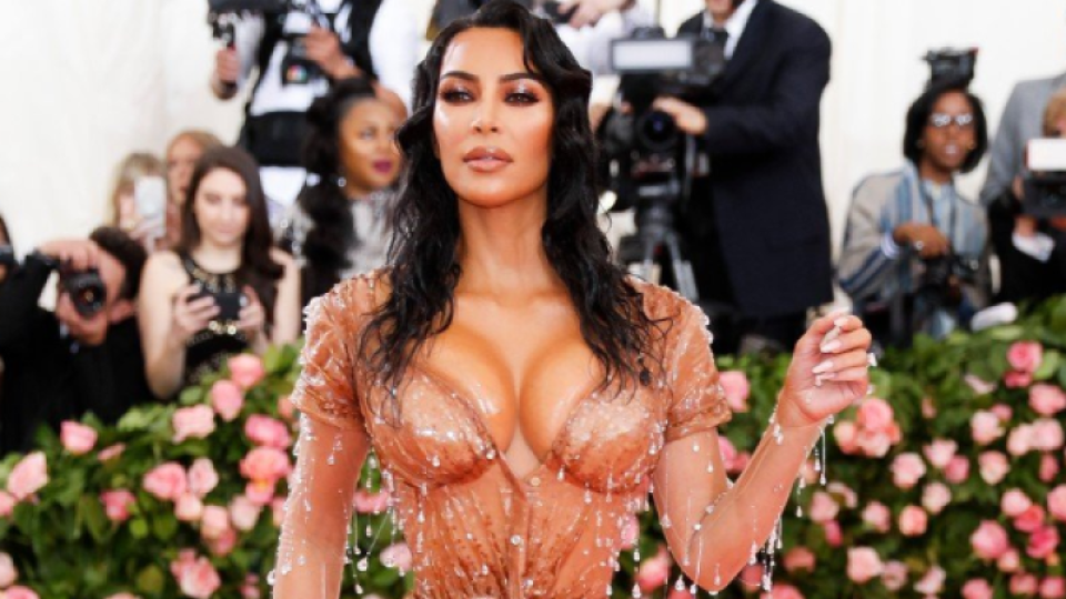 Kim Kardashian sa prvým sexom netajila.