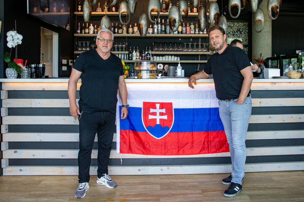 Na snímke je Vincent Lukáč počas zápasu na majstrovstvách sveta RIGA 2021 medzi Slovenskom a Českom.