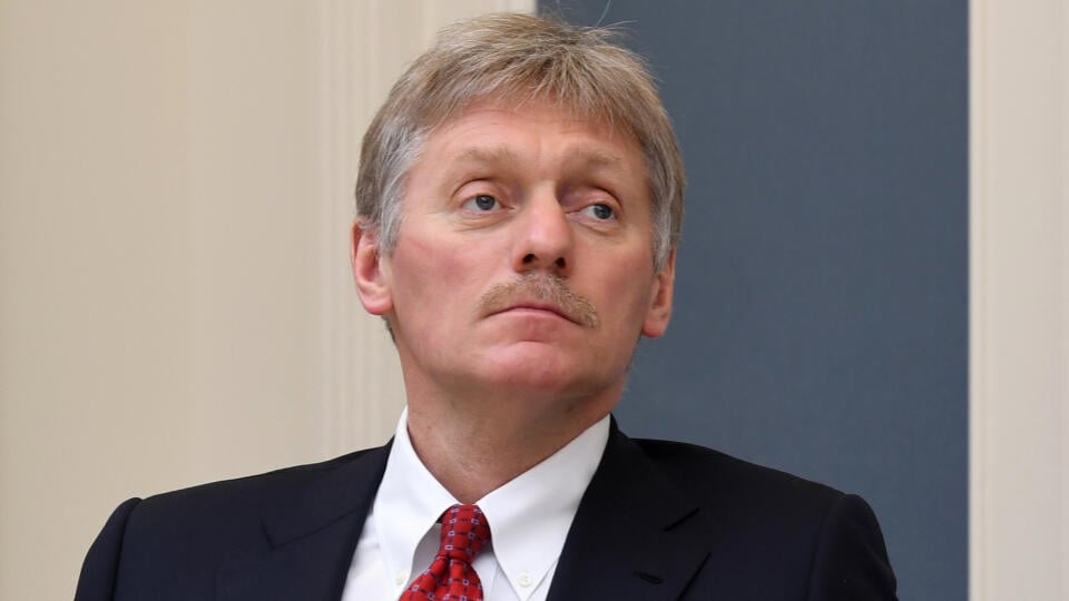 Na archívnej snímke zo 14. apríla 2020 hovorca Kremľa Dmitrij Peskov