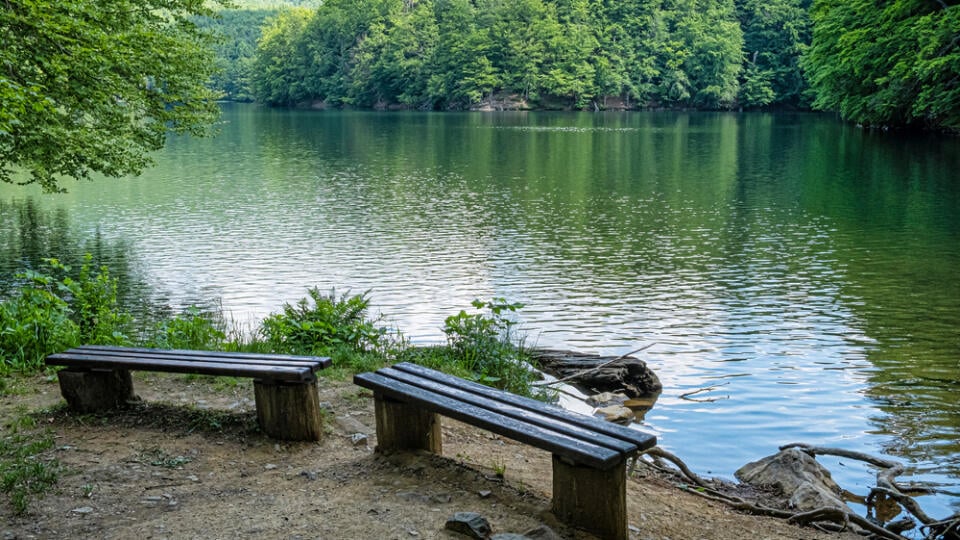 Mountain,Lake,,Vihorlat,Mountains,,East,Slovak,Republic.,Seasonal,Natural,Scene.