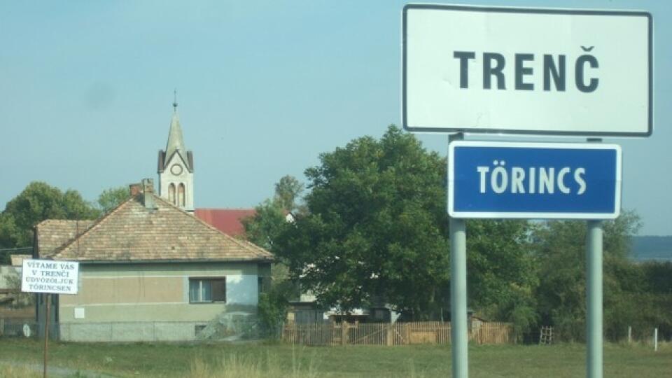 Takto vyzerá obec Trenč.