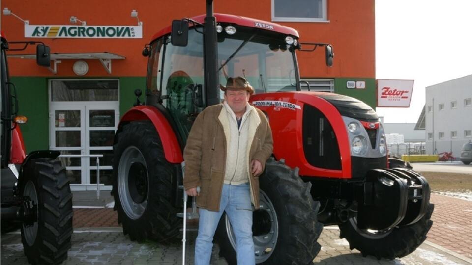 Pavol vyfúkol traktor svojmu súperovi...