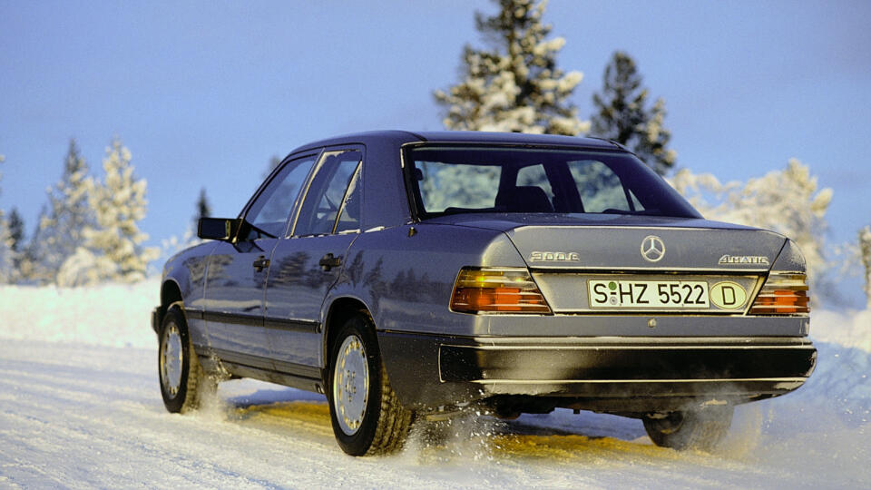 Asistenčné systémy Mercedes-Benz.