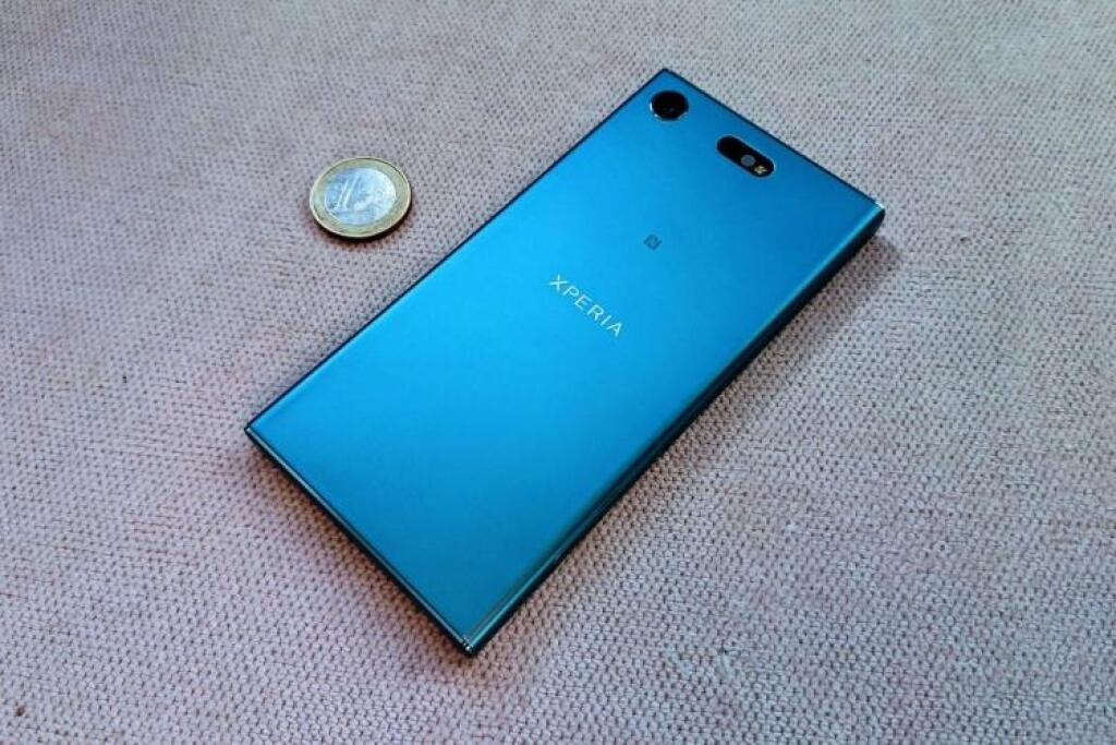 Nemusíte obrie smartfóny? Táto vlajková loď
je pre vás