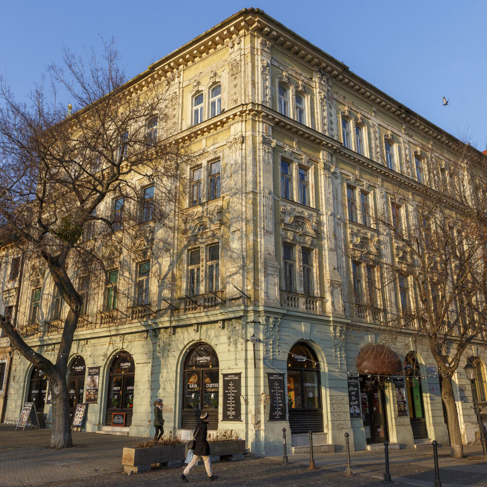 Rožný dom na Hviezdoslavovom námestí