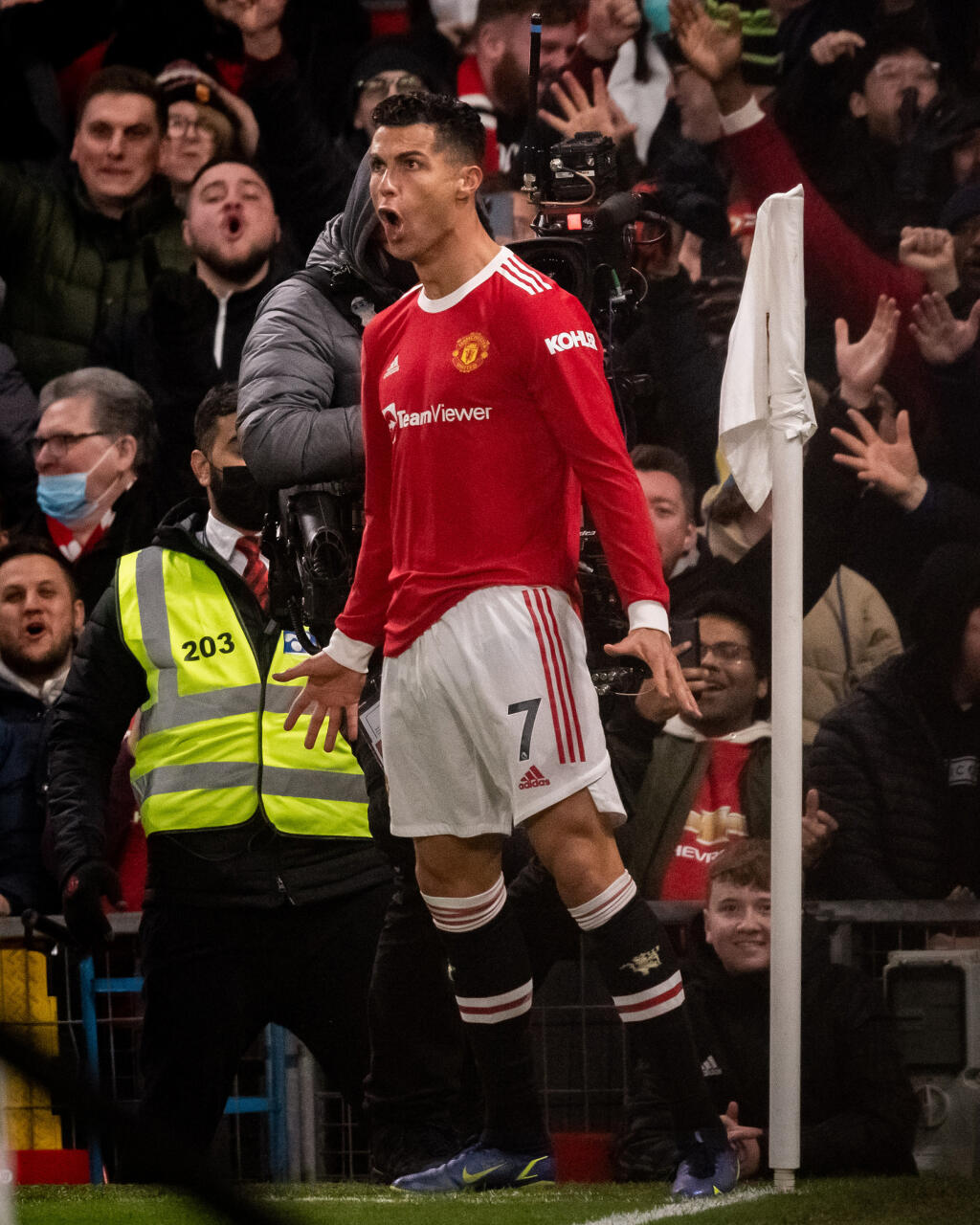 Cristiano Ronaldo a jeho povestná oslava, ktorú ľudia napodobňujú už po celom svete.