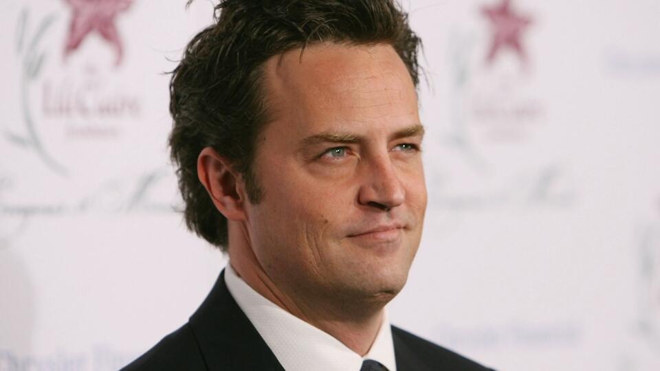 Matthew Perry zomrel vo veku 54 rokov.