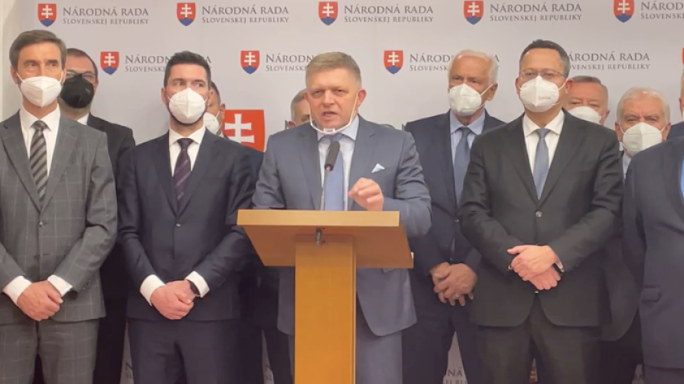 Vyžadovanie testu pri vstupe do práce či u lekára musí byť podľa Roberta Fica preplácané.