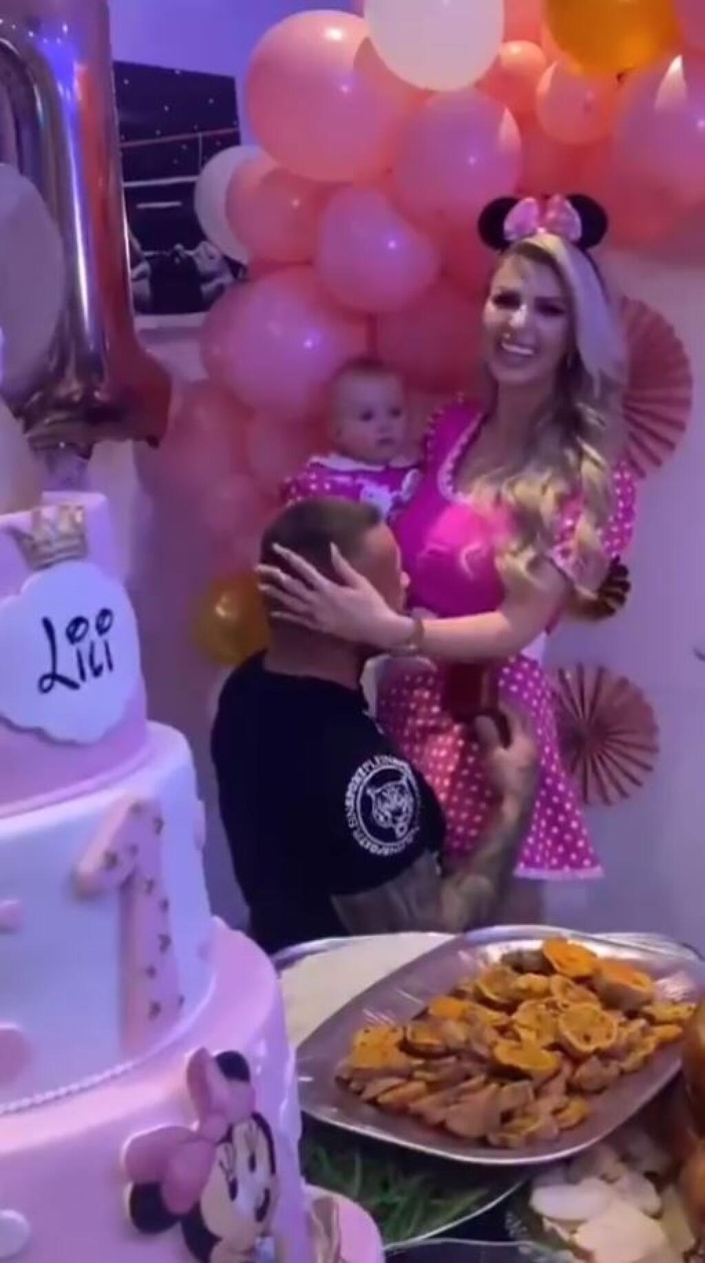 Vémola a Ceterová sa rozišli aj v roku 2020. Potom si však opäť našli cestu k sebe a krátko na to prekvapili zásnubami.