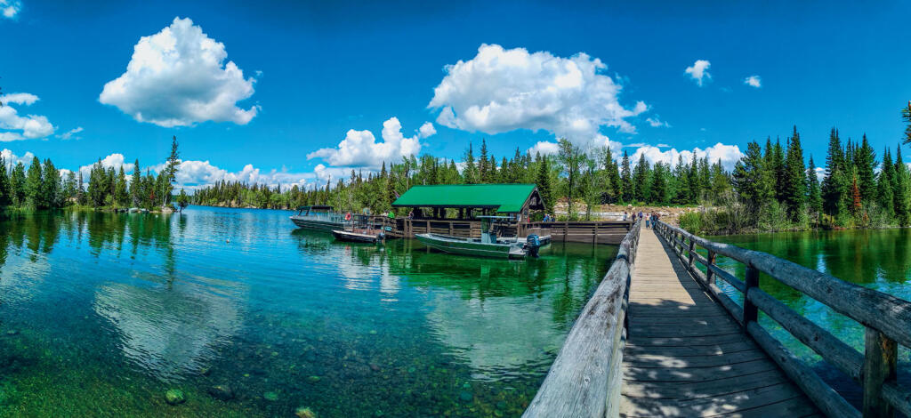 Jazero Jackson Lake v národnom parku Grand Teton