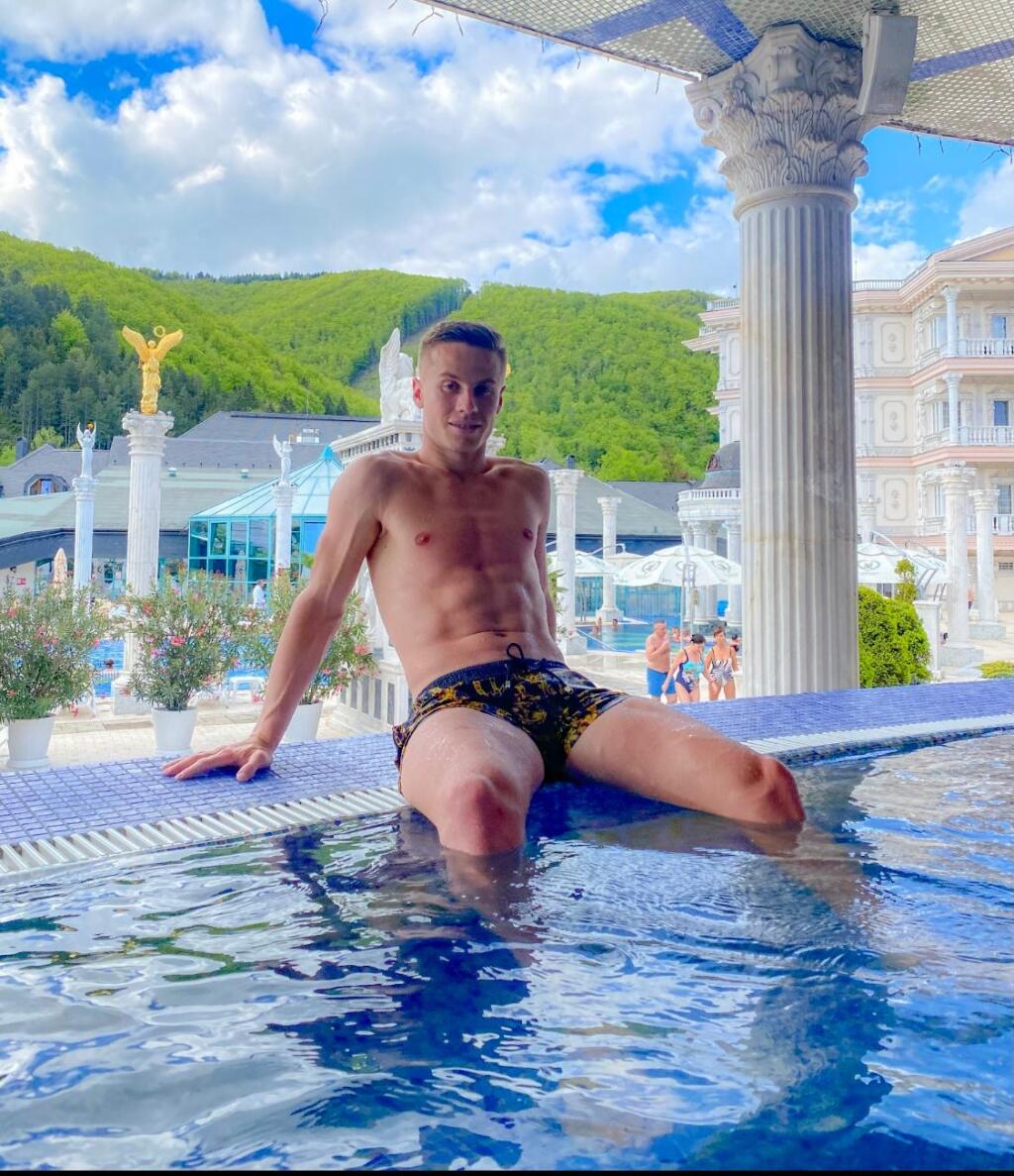 Atlét Michal Morvay na regeneračnom pobyte v Spa Aphrodite.