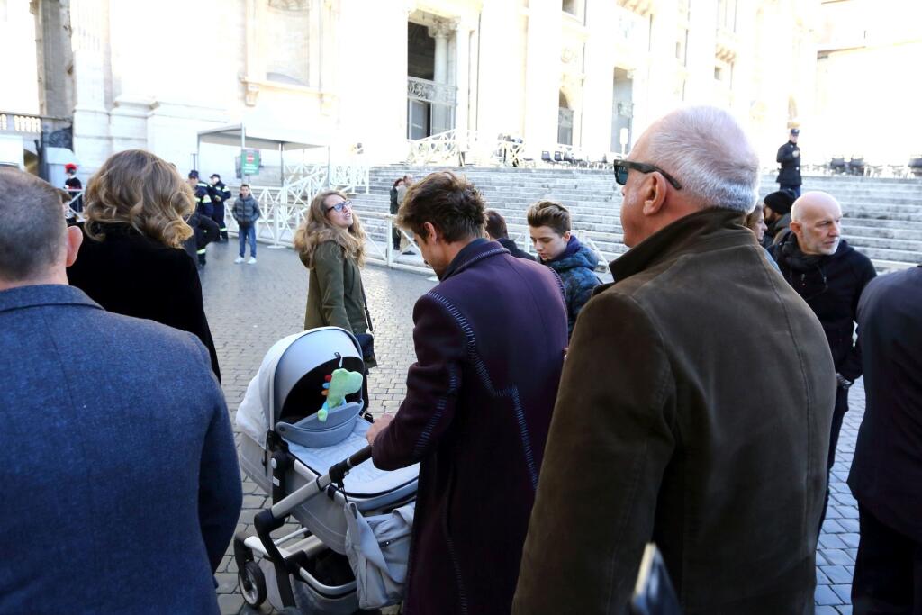 Kočíka sa po audiencii u hlavy katolíckej cirkvi ujal aj samotný cyklista.