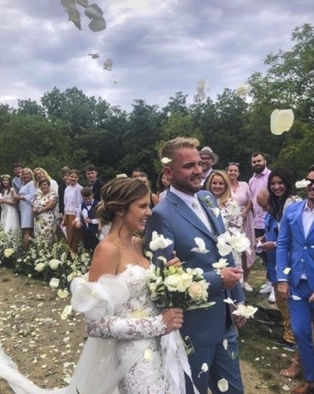 Svadobné foto Libora Boučka s manželkou.
