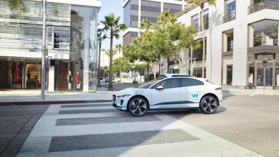 Jaguar I-Pace s výbavou Waymo