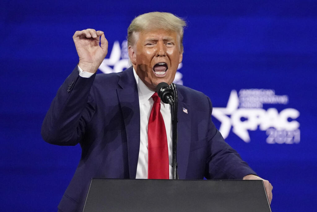 WA 4 Orlando - Bývalý americký prezident Donald Trump počas svojho prvého vystúpenia po odchode z Bieleho domu na výročnej Konferencii konzervatívnej politickej akcie (CPAC) v Orlande v nedeľu 28. februára 2021. FOTO TASR/AP 


Former President Donald Trump speaks at the Conservative Political Action Conference (CPAC), Sunday, Feb. 28, 2021, in Orlando, Fla. (AP Photo/John Raoux)