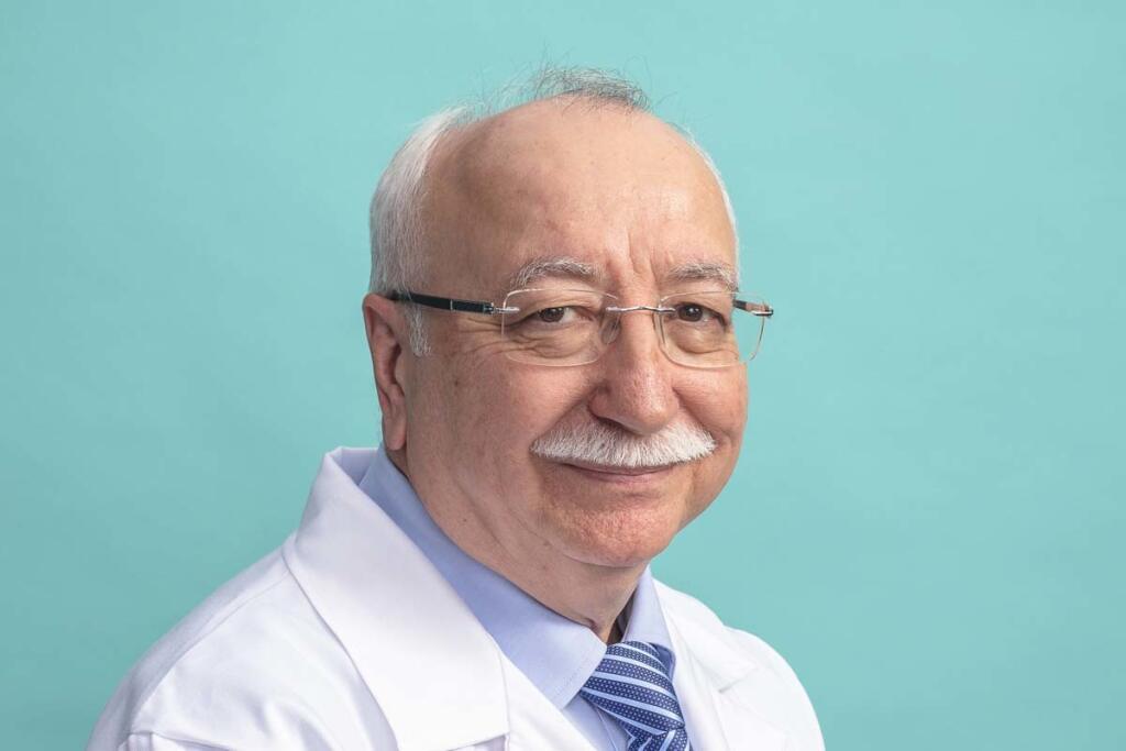 Profesor Juraj Šteňo 