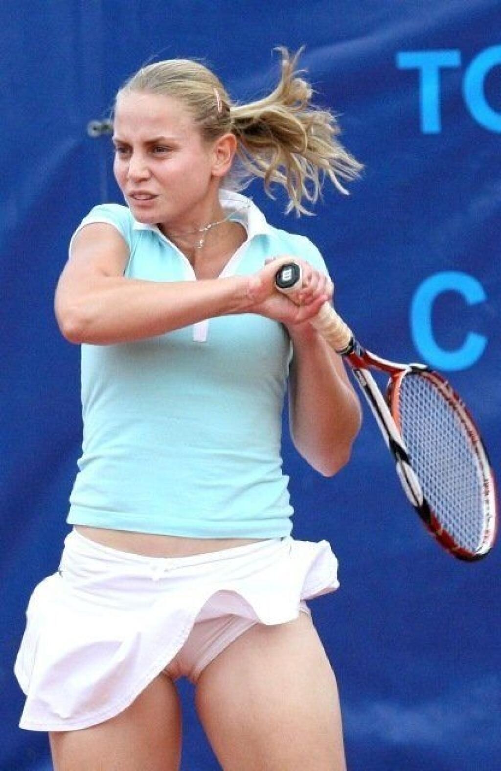 Лена бербок фото. Jelena Dokic. Елена Докич теннис. Елена Докич 2021. Jelena Dokic hot Tennis.