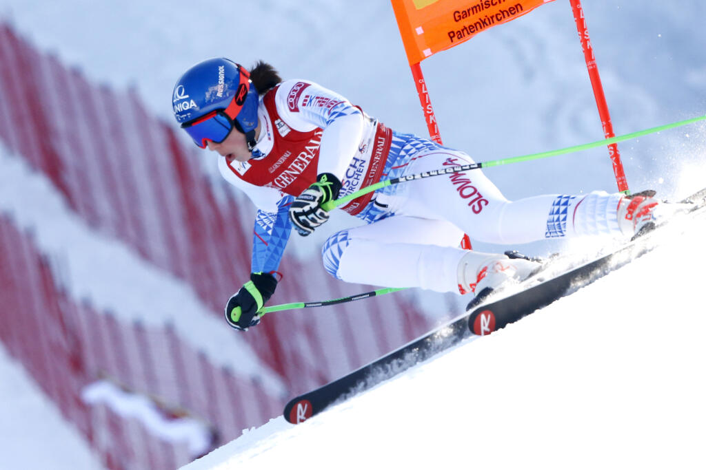 Petra Vlhová v zjazde v Garmisch-Partenkirchene.