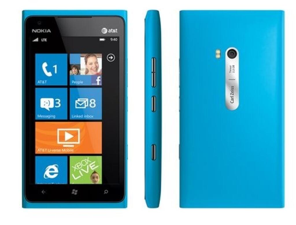 Nokia Lumia 900: Konečne fínsky high-end