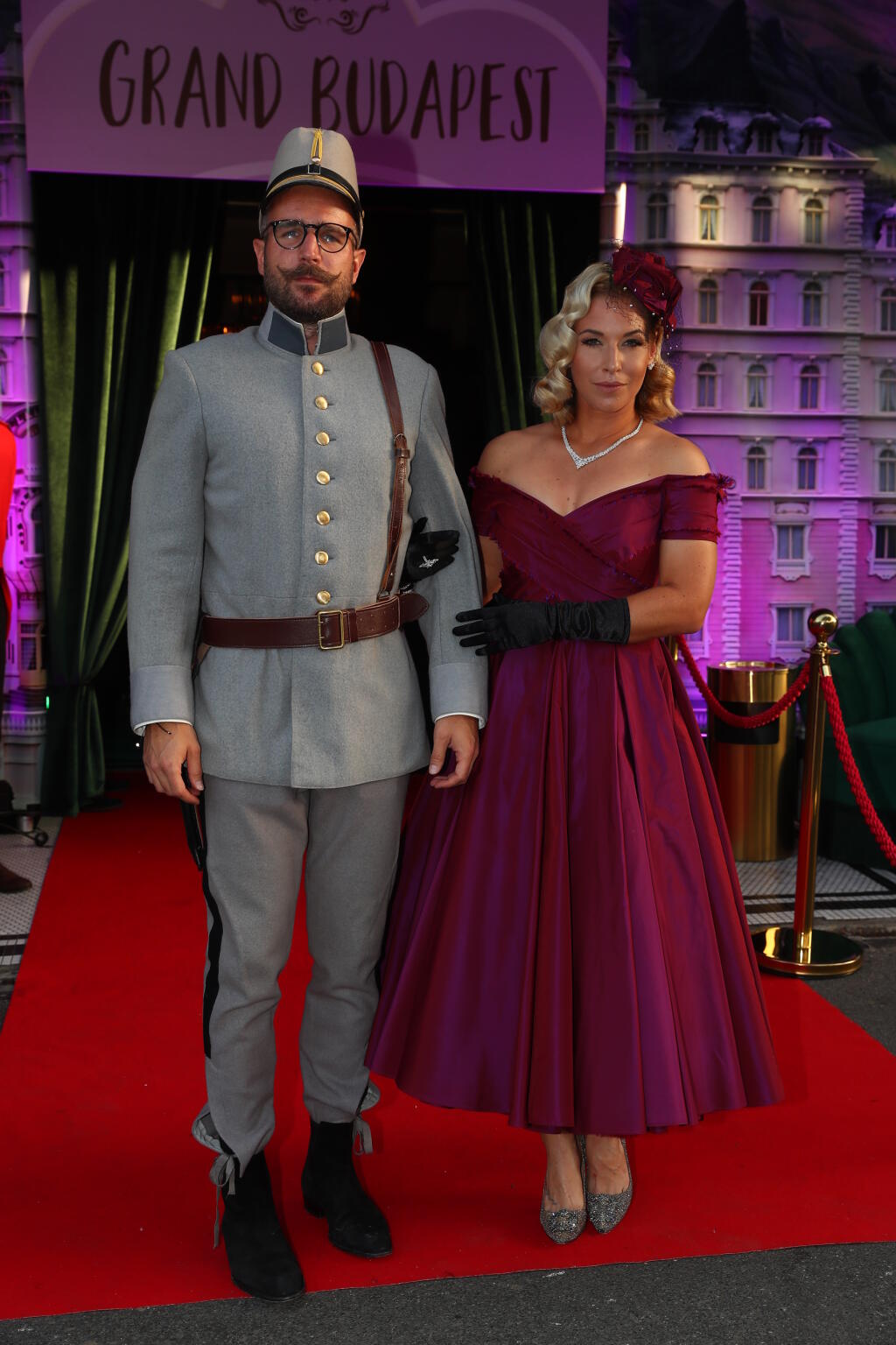 Dominika Cibulková bola v prekrásnej róbe neprehliadnuteľná.