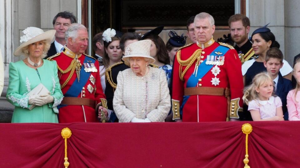 Snímky z oficiálnej oslavy narodenín britskej kráľovnej Alžbety.