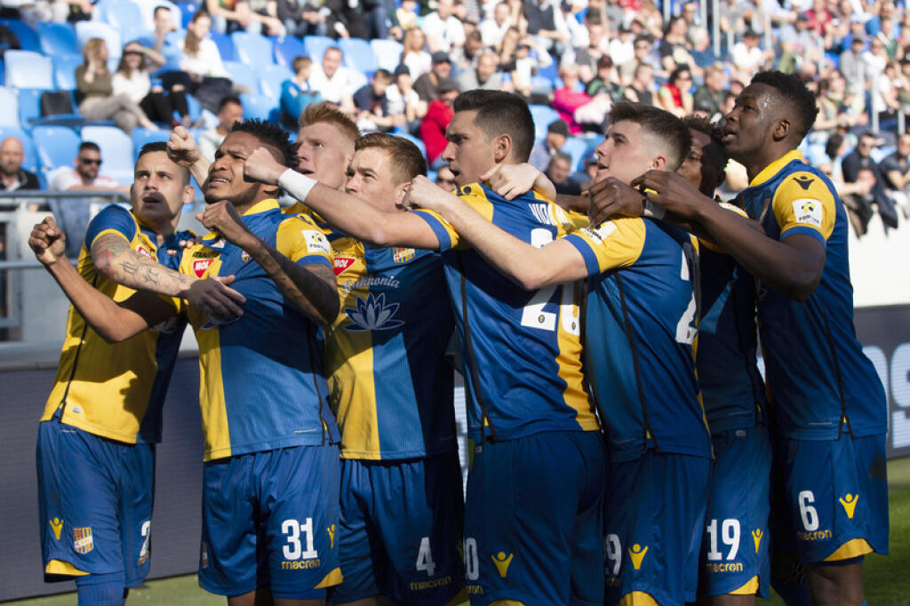 DAC bude chcieť zdolať Slovan Bratislava.
