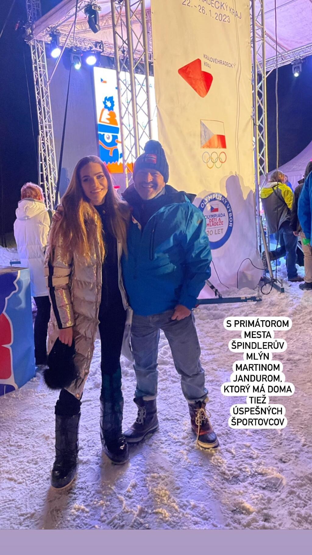 A stíhala sa aj stretávať so známymi tvárami.