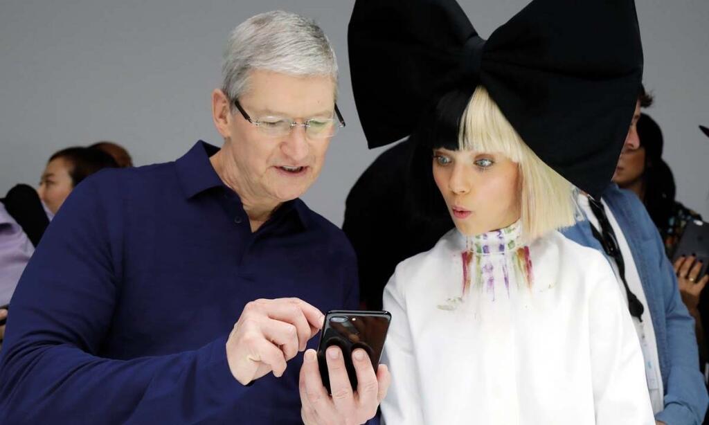 Sedmičkový iPhone je malý diktátor. Ber alebo nechaj tak