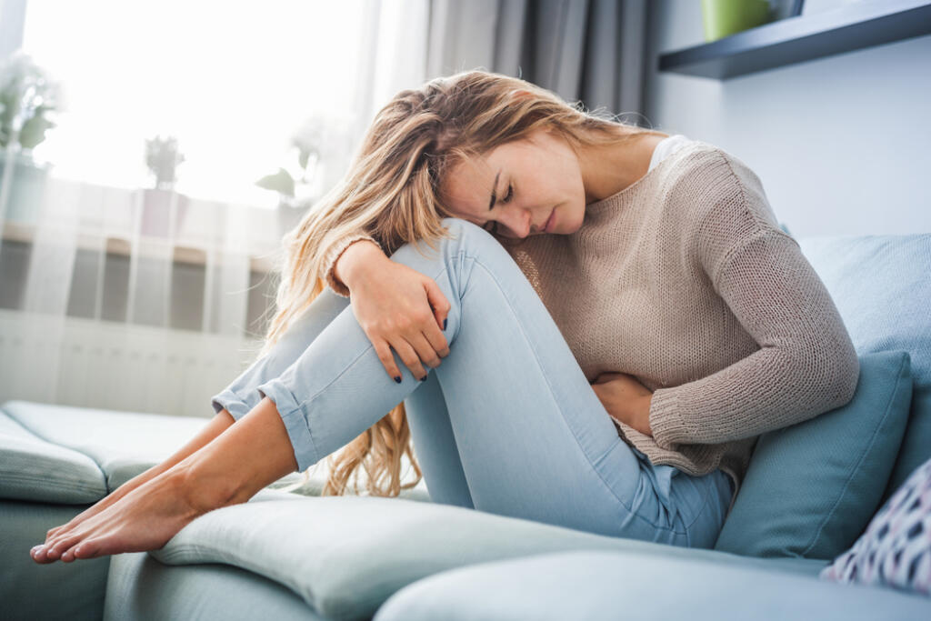 Problémy s trávením dokáže pomôcť vyriešiť cesnak. Účinný je napríklad pri znížení zlého cholesterolu. Pozor však na množstvo, ktoré v prehnanej miere škodí žalúdku.