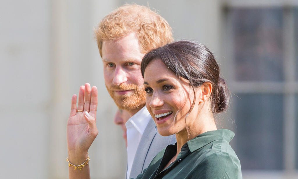 Vojvodkyňa a vojvoda zo Sussexu neobrali svoje deti o tituly tým, že ušli za oceán. Archie a Lilibet Diana sú pravnúčatá panovníčky, takže na tituly nárok nemajú.
