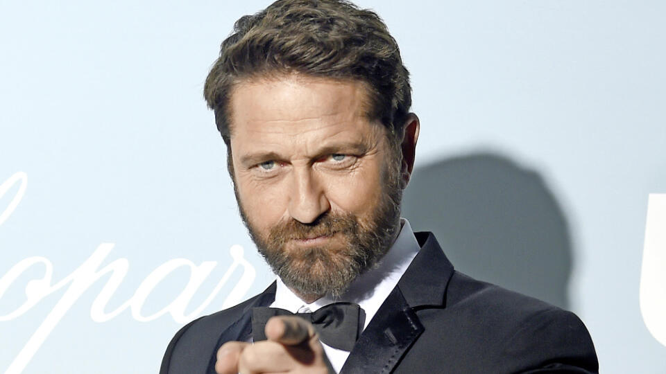 Gerard Butler je dlhoročný abstinet.