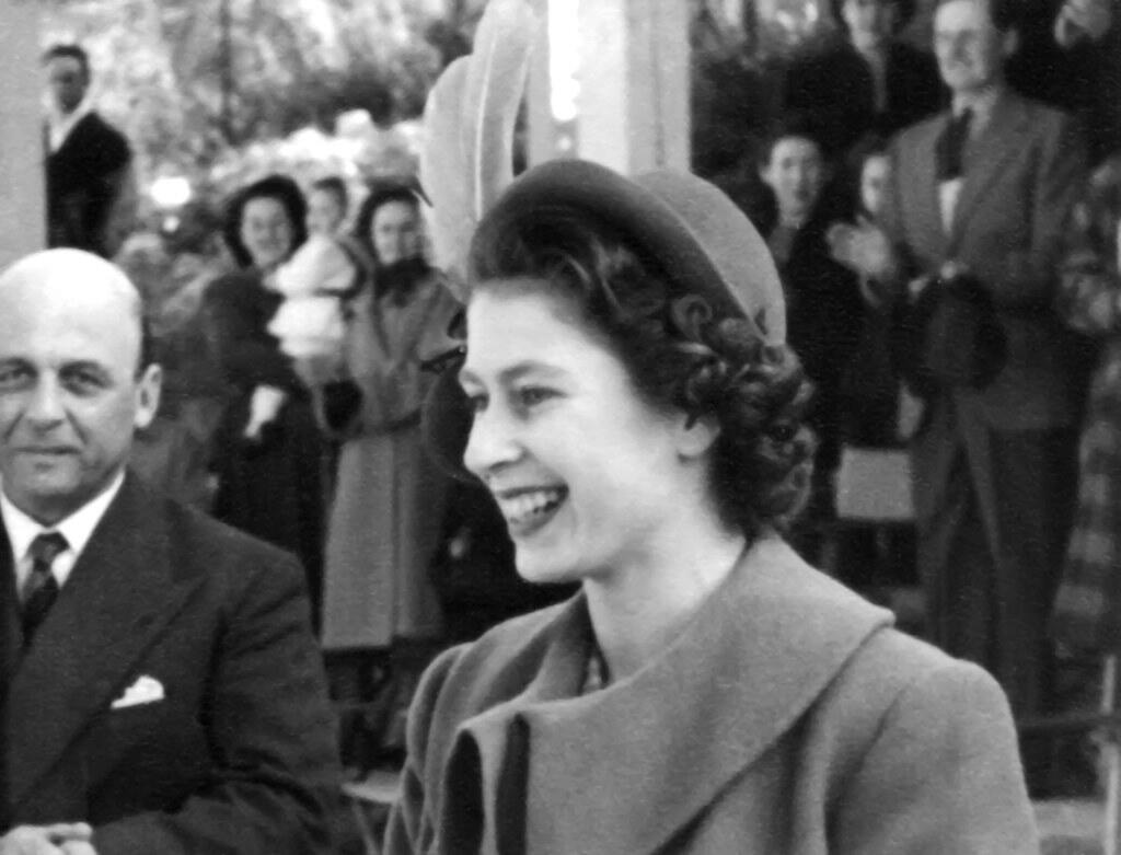 Odkedy Alžbeta II. nastúpila na trón, ostáva verná jednému účesu.