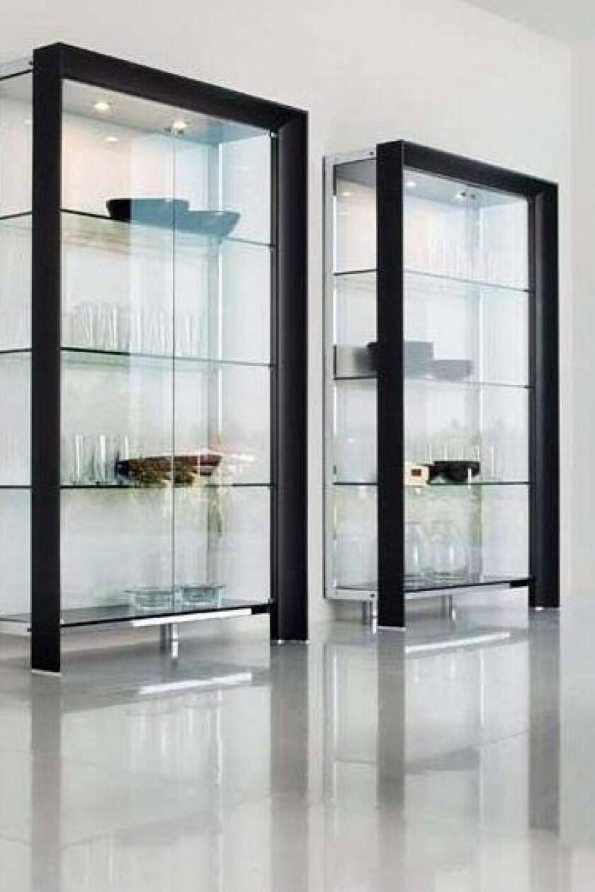 Шкаф для посуды / витрина Taylor. Cabinet / Showcase by Metner