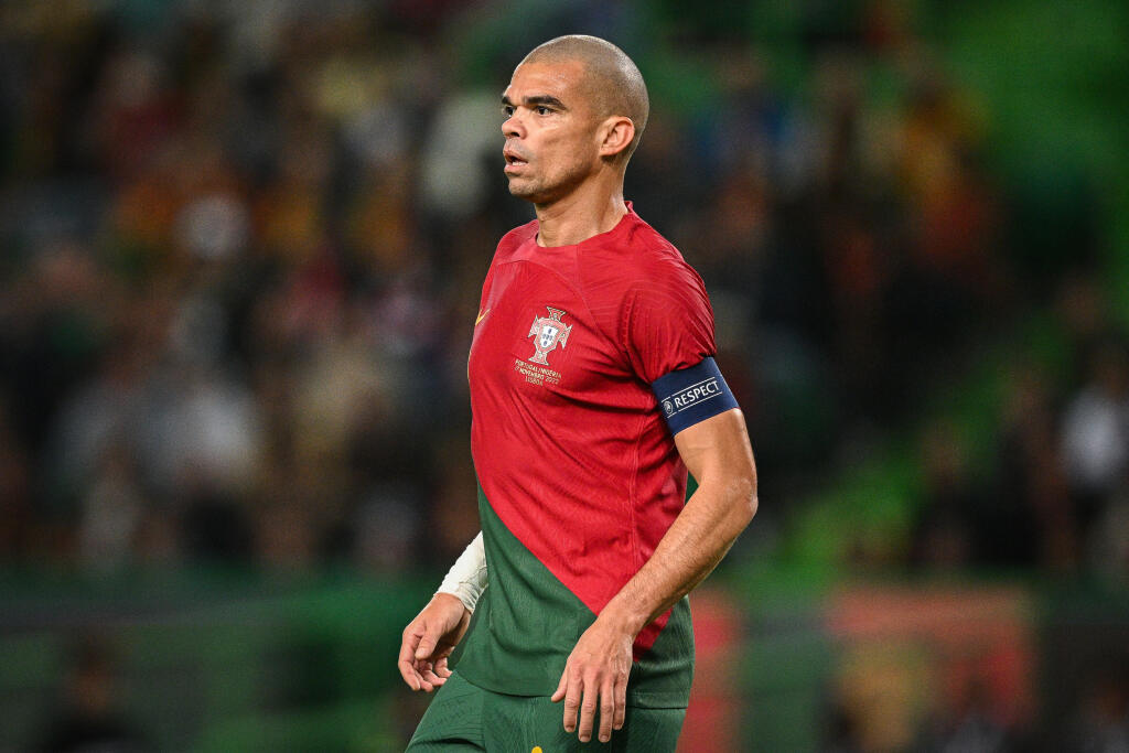 Legendárny portugalský stopér Pepe sa narodil v Brazílii.