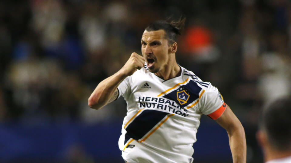 Prekrásnym gólom nožnicami sa prezentoval v 84. minúte duelu proti New England Revolution.